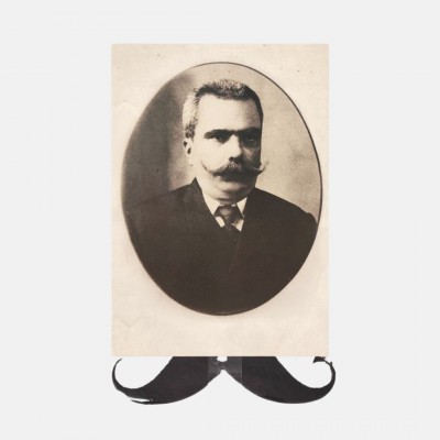 Καρτ ποστάλ Καπετάν Μιχάλης - μουστάκι